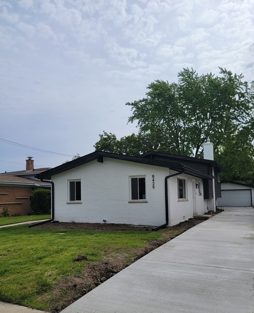 8429 Mason Avenue Morton Grove IL 60053