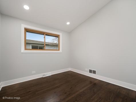8429 Mason Avenue Morton Grove IL 60053