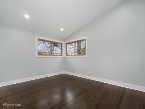 8429 Mason Avenue Morton Grove IL 60053