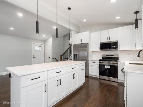 8429 Mason Avenue Morton Grove IL 60053