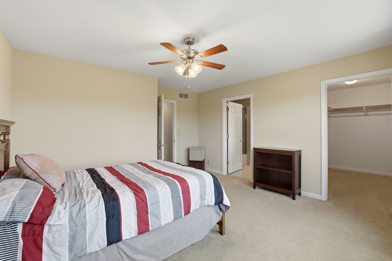 15911 Aspen Court Huntley IL 60142
