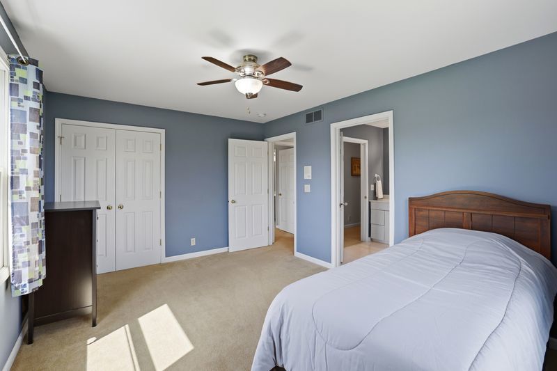 15911 Aspen Court Huntley IL 60142