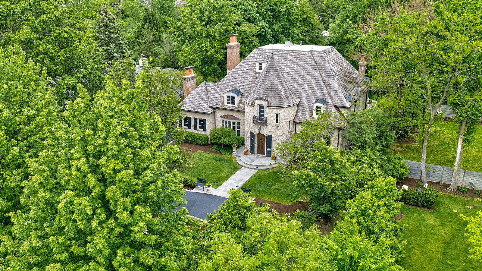 725 Valley Road Glencoe IL 60022