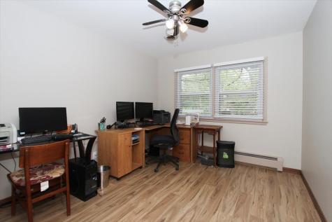 39W609 Lori Lane Elgin IL 60124