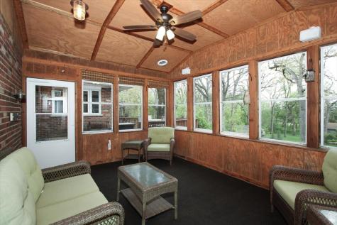 39W609 Lori Lane Elgin IL 60124