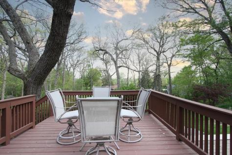 39W609 Lori Lane Elgin IL 60124