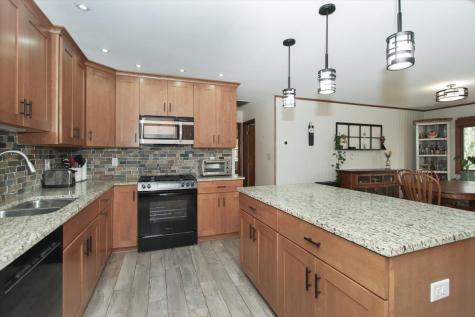 39W609 Lori Lane Elgin IL 60124