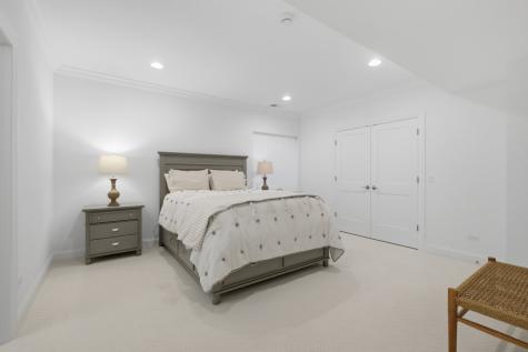 2806 Parkside Circle Glenview IL 60026