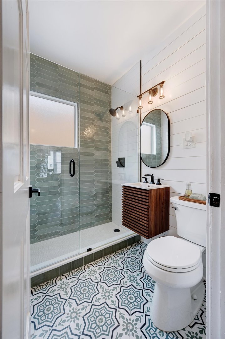 272 North Willow Road Elmhurst IL 60126