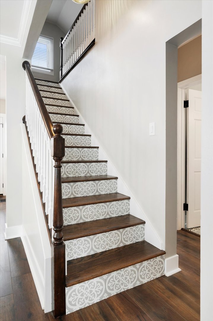 272 North Willow Road Elmhurst IL 60126