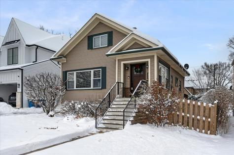 272 North Willow Road Elmhurst IL 60126