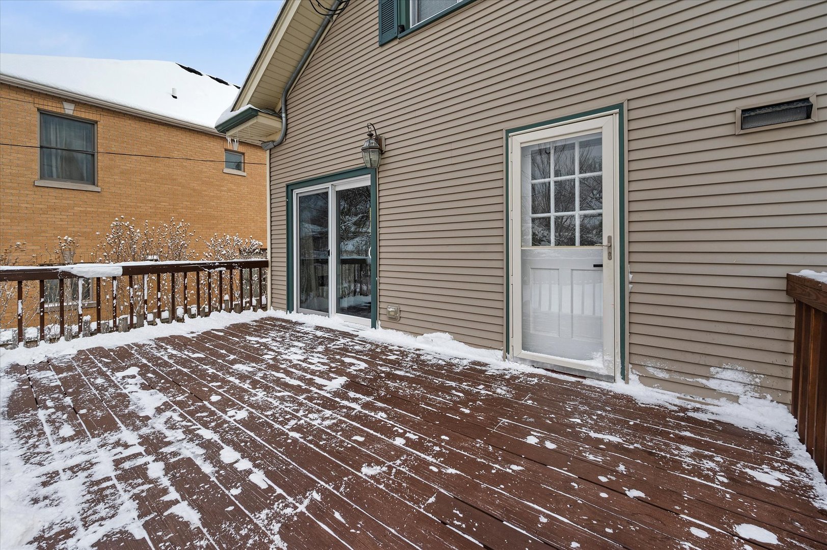 272 North Willow Road Elmhurst IL 60126