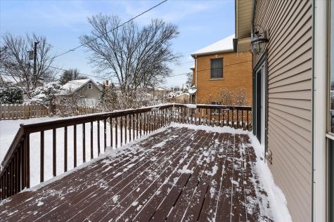 272 North Willow Road Elmhurst IL 60126