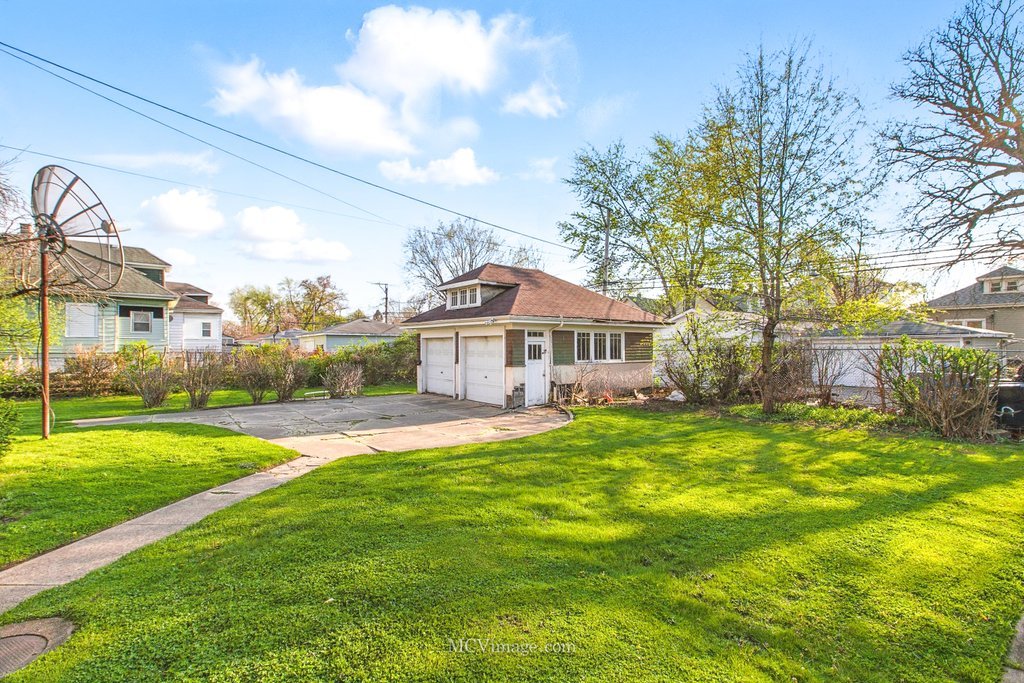 10130 South Lowe Avenue Chicago IL 60628