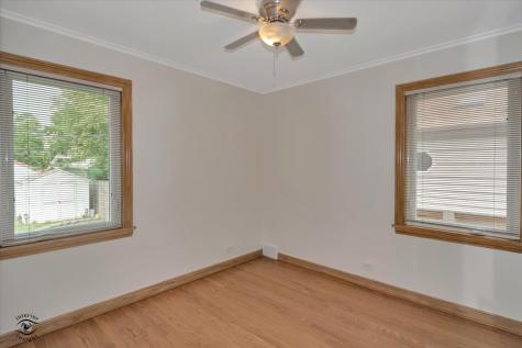 10118 South Turner Avenue Evergreen Park IL 60805