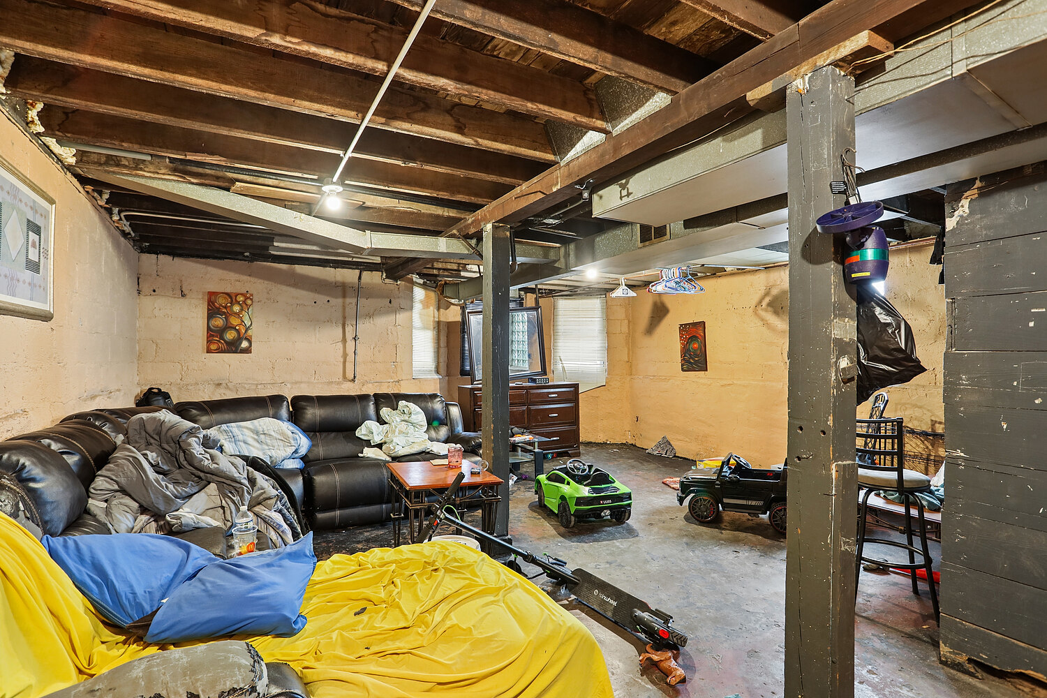 7814 South Saint Lawrence Avenue Chicago IL 60619