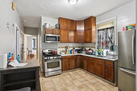 7814 South Saint Lawrence Avenue Chicago IL 60619