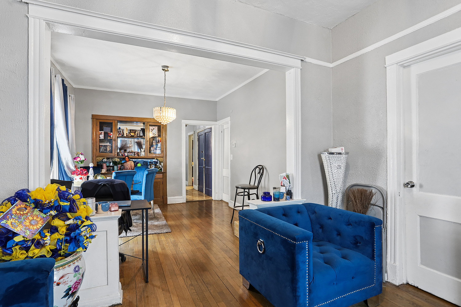 7814 South Saint Lawrence Avenue Chicago IL 60619