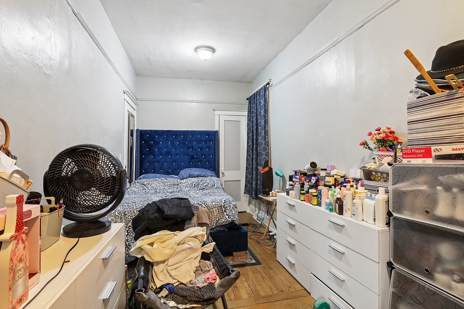 7814 South Saint Lawrence Avenue Chicago IL 60619