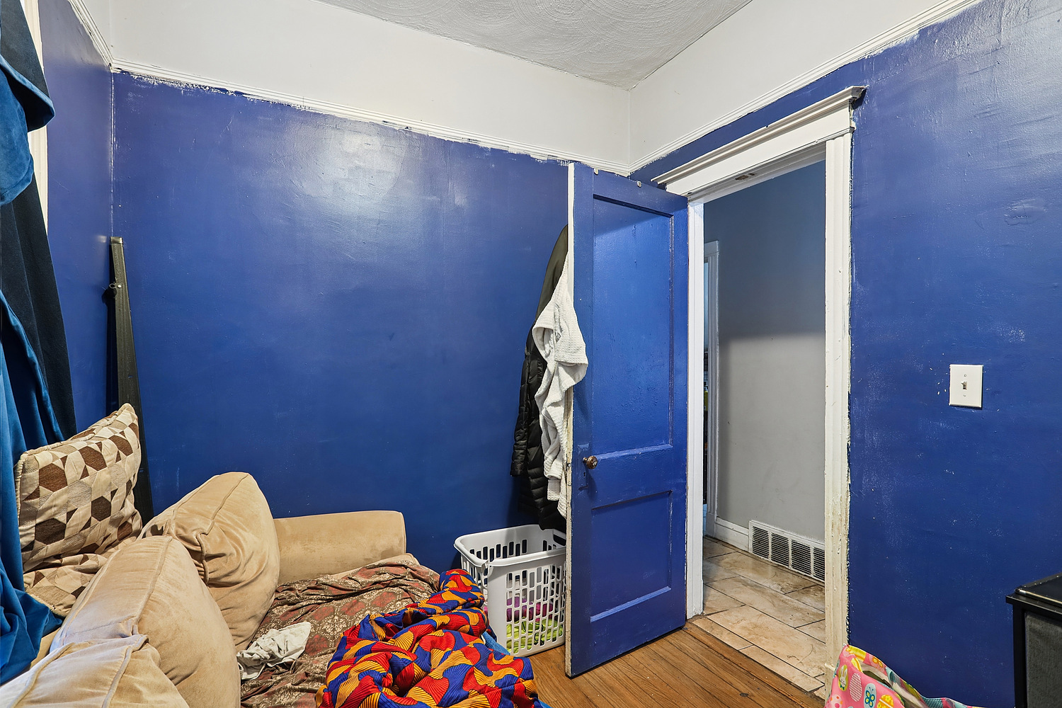 7814 South Saint Lawrence Avenue Chicago IL 60619