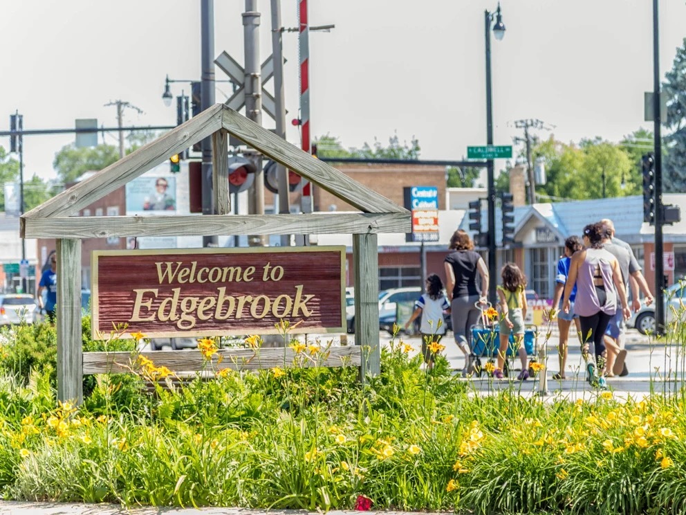 5265 West Devon Avenue Chicago IL 60646