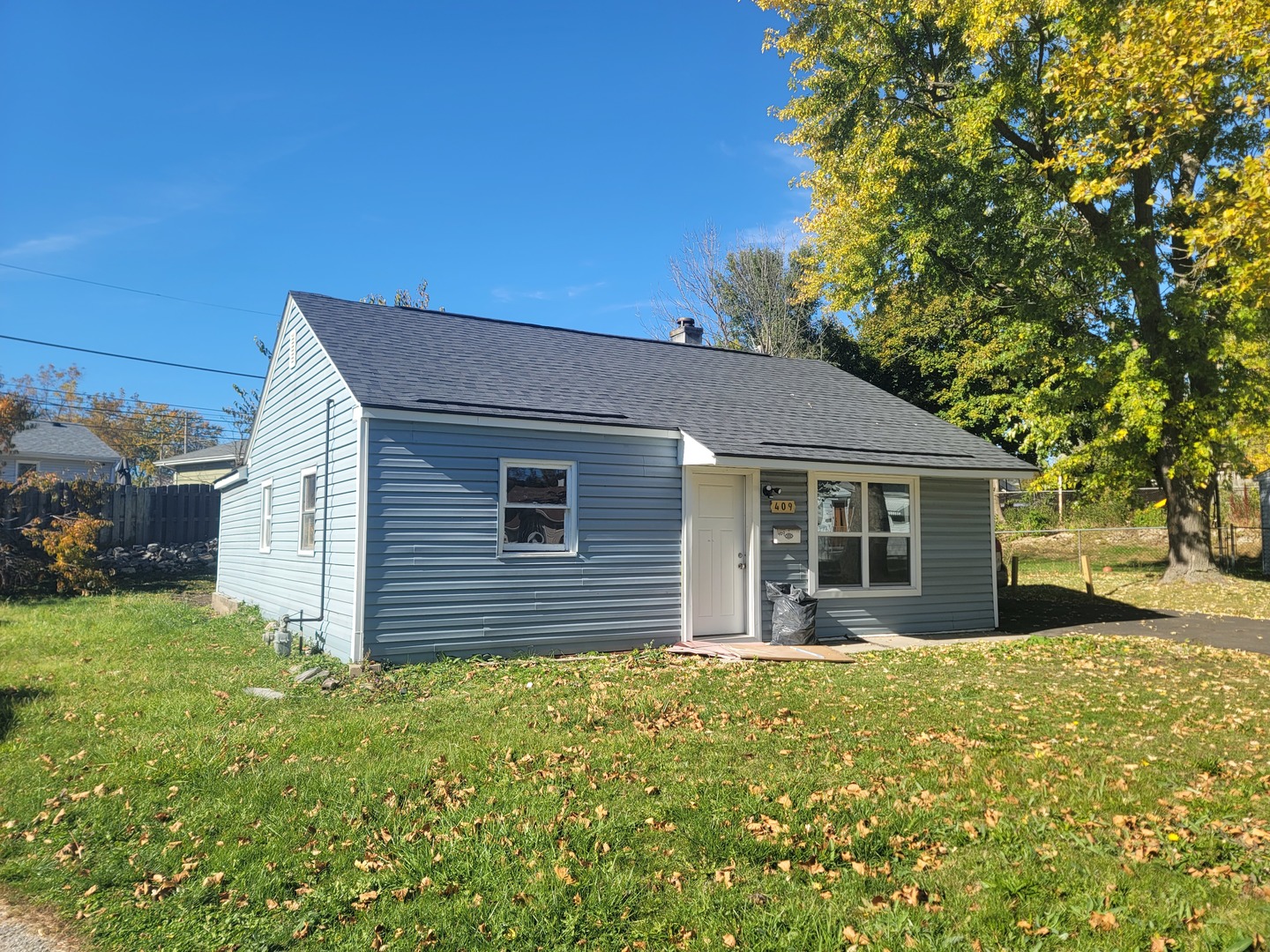 409 Dayward Court Aurora IL 60505