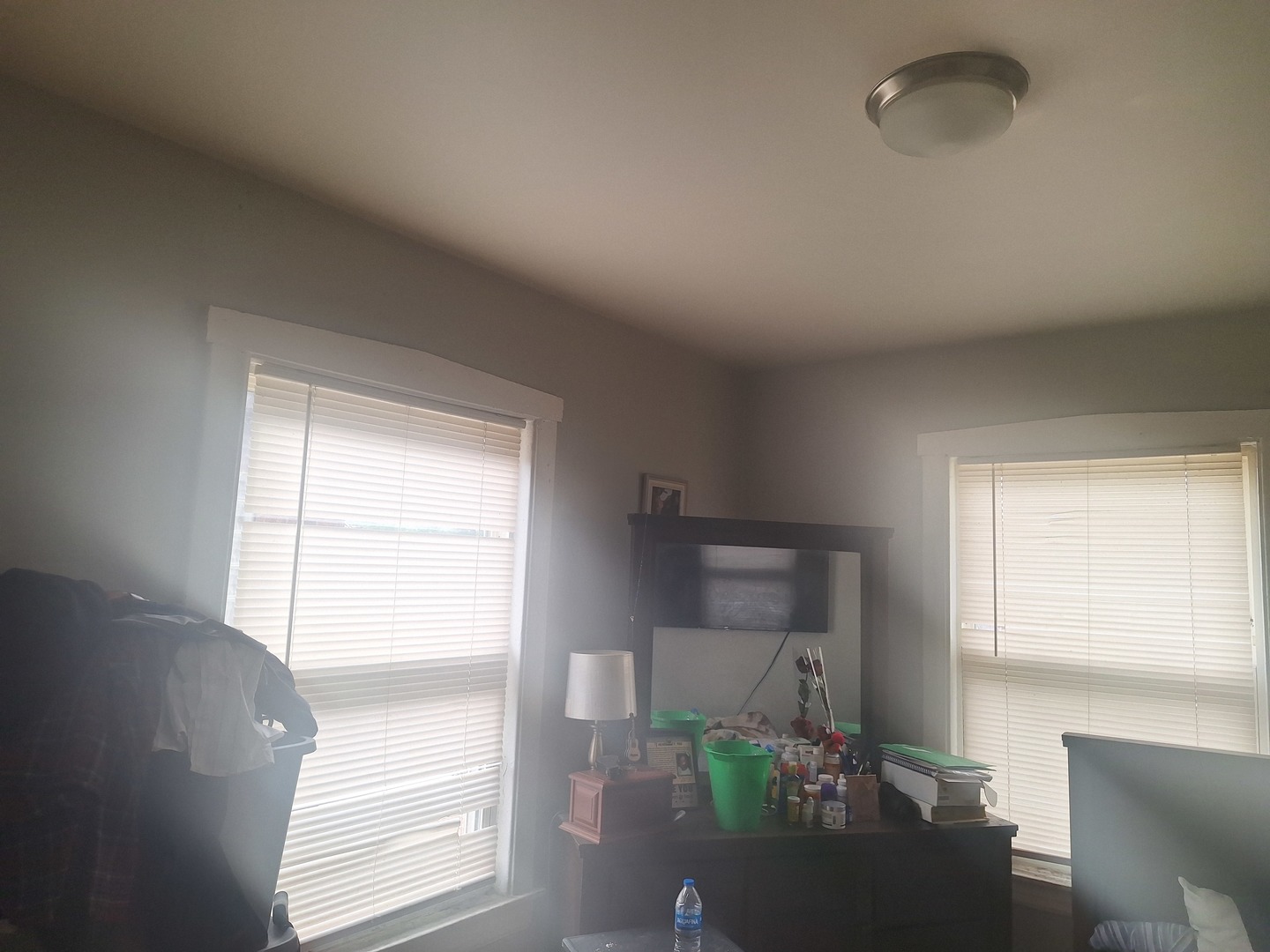 9351 South Manistee Avenue Chicago IL 60617