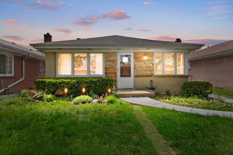 4605 Jerome Avenue Skokie IL 60076