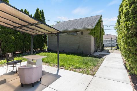 4605 Jerome Avenue Skokie IL 60076