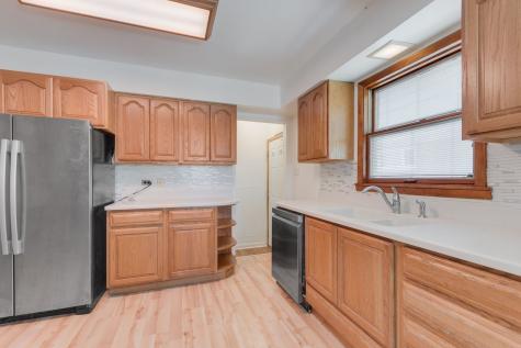 4605 Jerome Avenue Skokie IL 60076