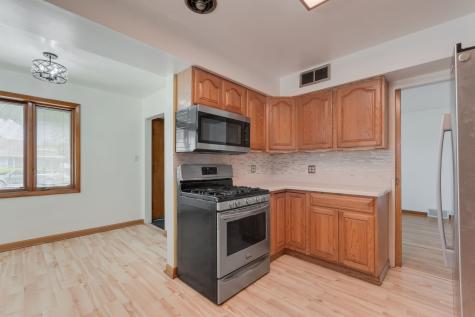 4605 Jerome Avenue Skokie IL 60076