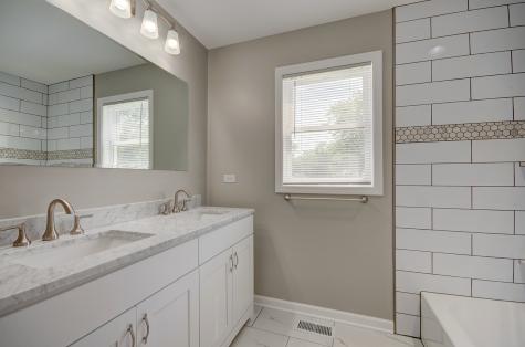 394 West 3rd Street Braidwood IL 60408