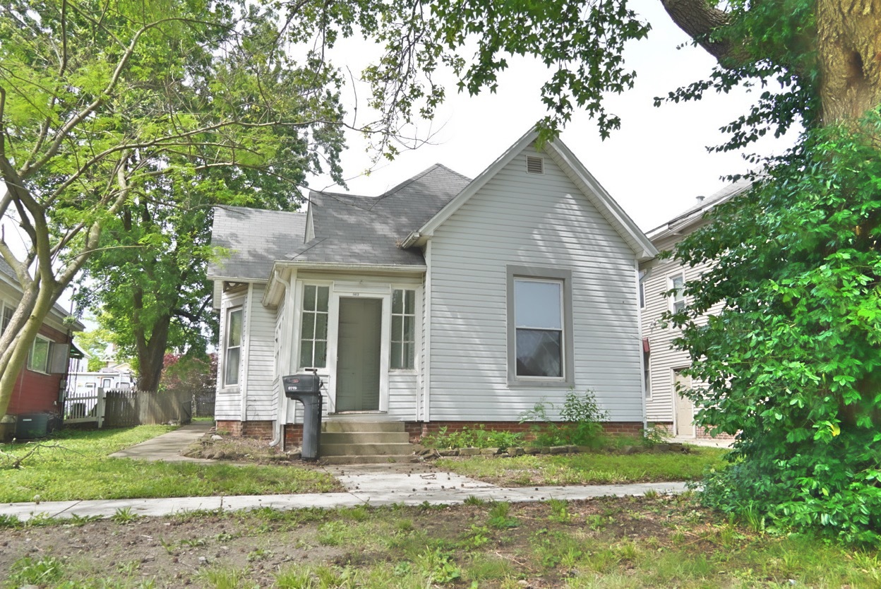 1412 Edgar Avenue Mattoon IL 61938
