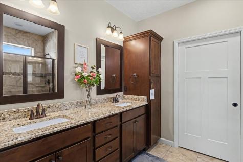 312 London Way Savoy IL 61874