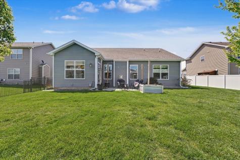 312 London Way Savoy IL 61874