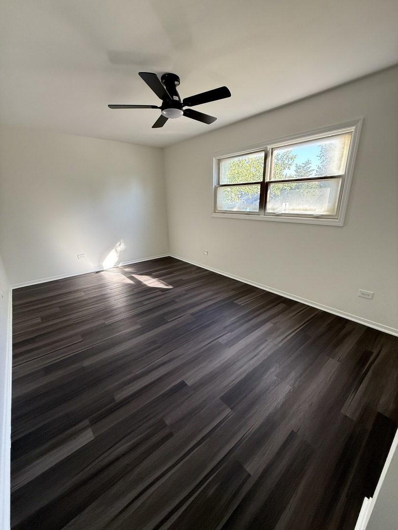 413 Canyon Trail Carol Stream IL 60188