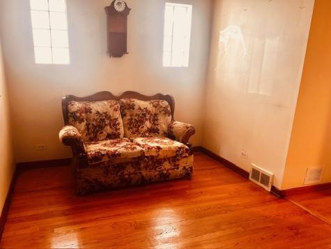 2925 North Troy Street Chicago IL 60618