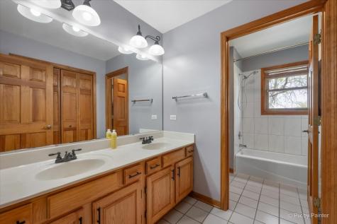 10506 Arabian Trail Woodstock IL 60098