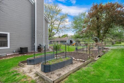 10506 Arabian Trail Woodstock IL 60098