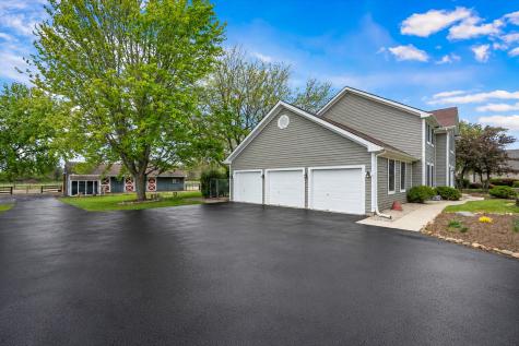 10506 Arabian Trail Woodstock IL 60098
