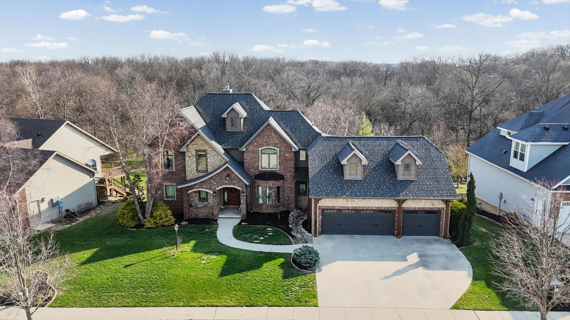 1610 Briarwood Lane Mahomet IL 61853
