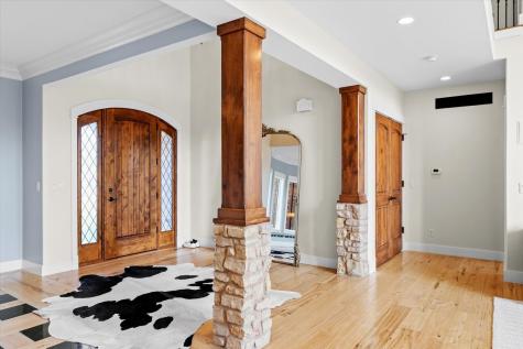 1610 Briarwood Lane Mahomet IL 61853