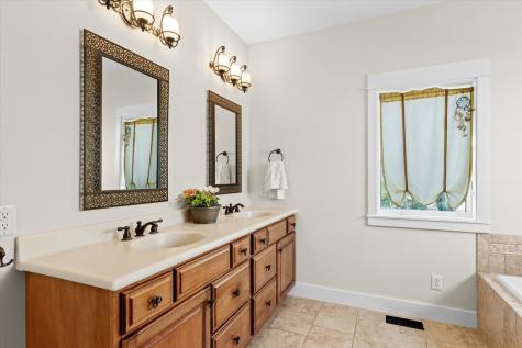 1610 Briarwood Lane Mahomet IL 61853