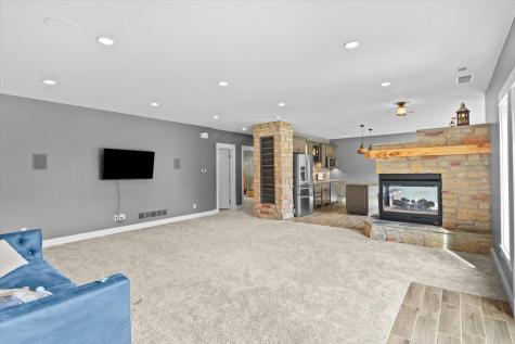 1610 Briarwood Lane Mahomet IL 61853