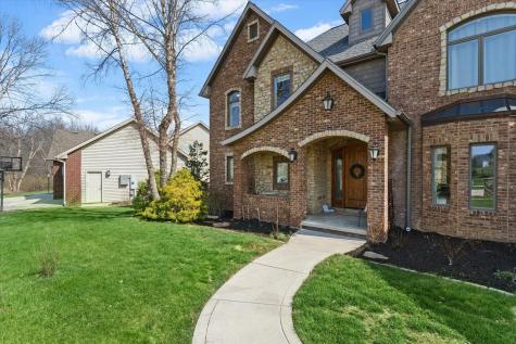 1610 Briarwood Lane Mahomet IL 61853