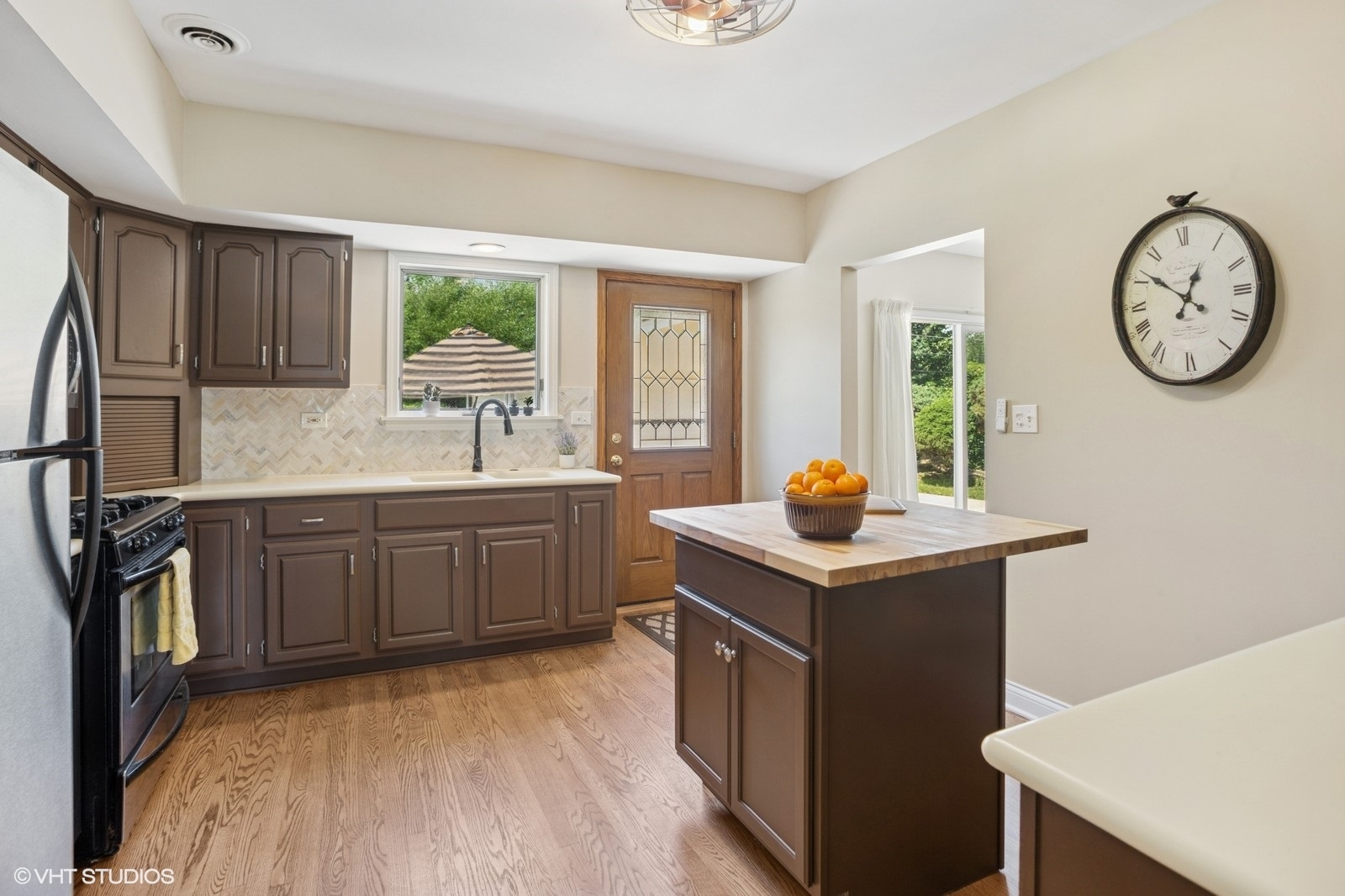 3N276 North Howard Avenue Elmhurst IL 60126