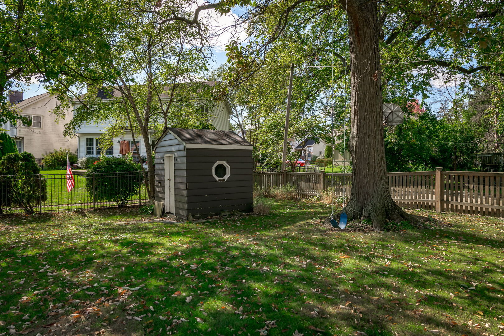 522 East Park Manor Court Elmhurst IL 60126