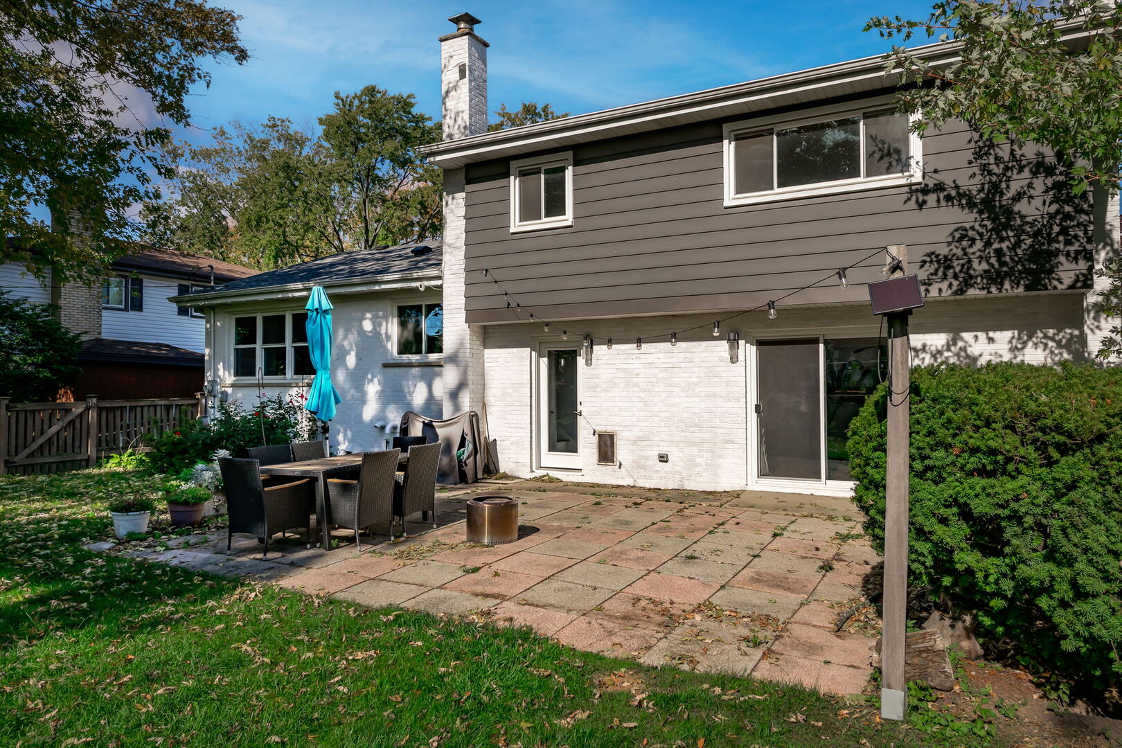 522 East Park Manor Court Elmhurst IL 60126