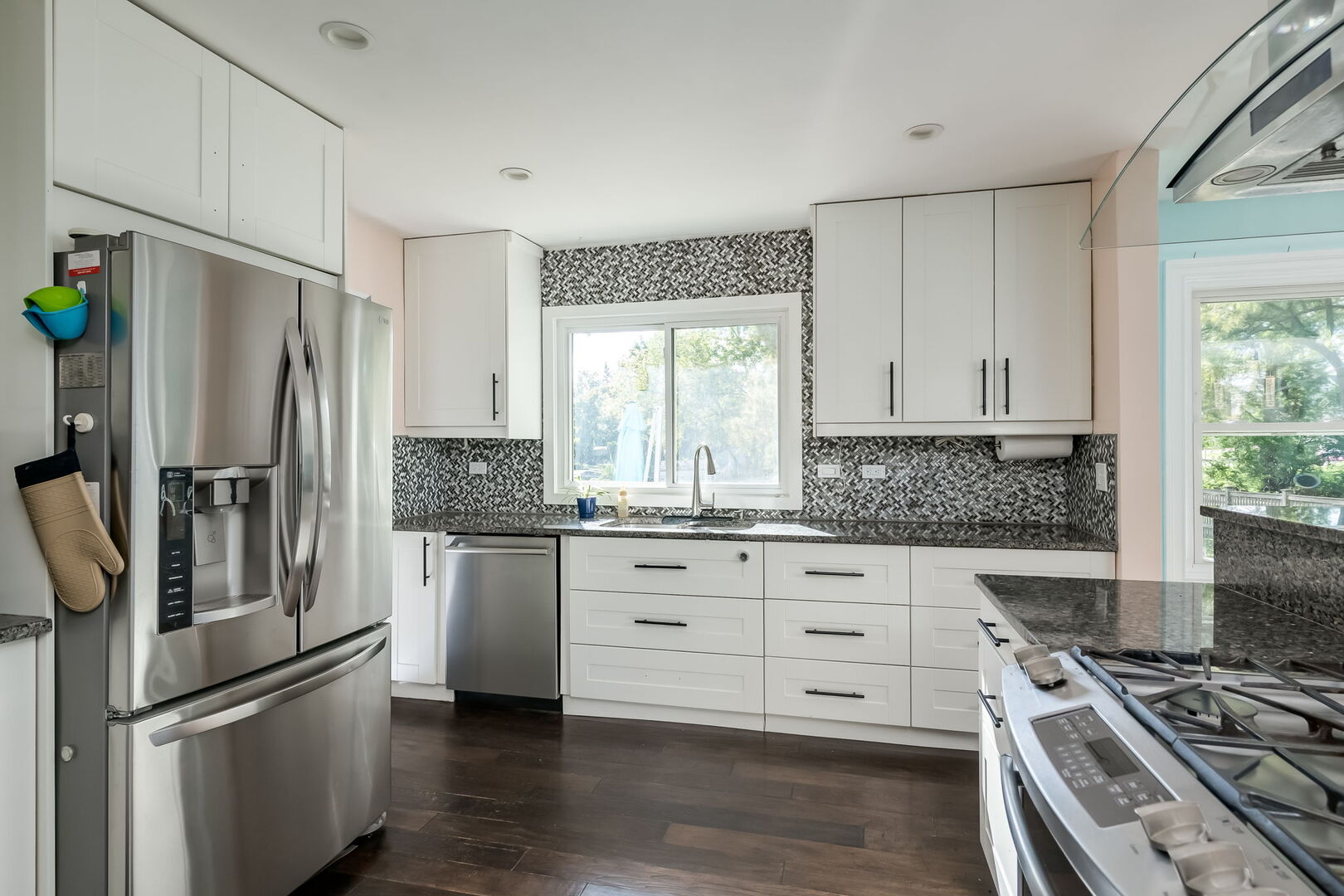 522 East Park Manor Court Elmhurst IL 60126