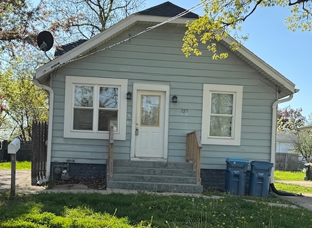 220 North Sumner Avenue Aurora IL 60505